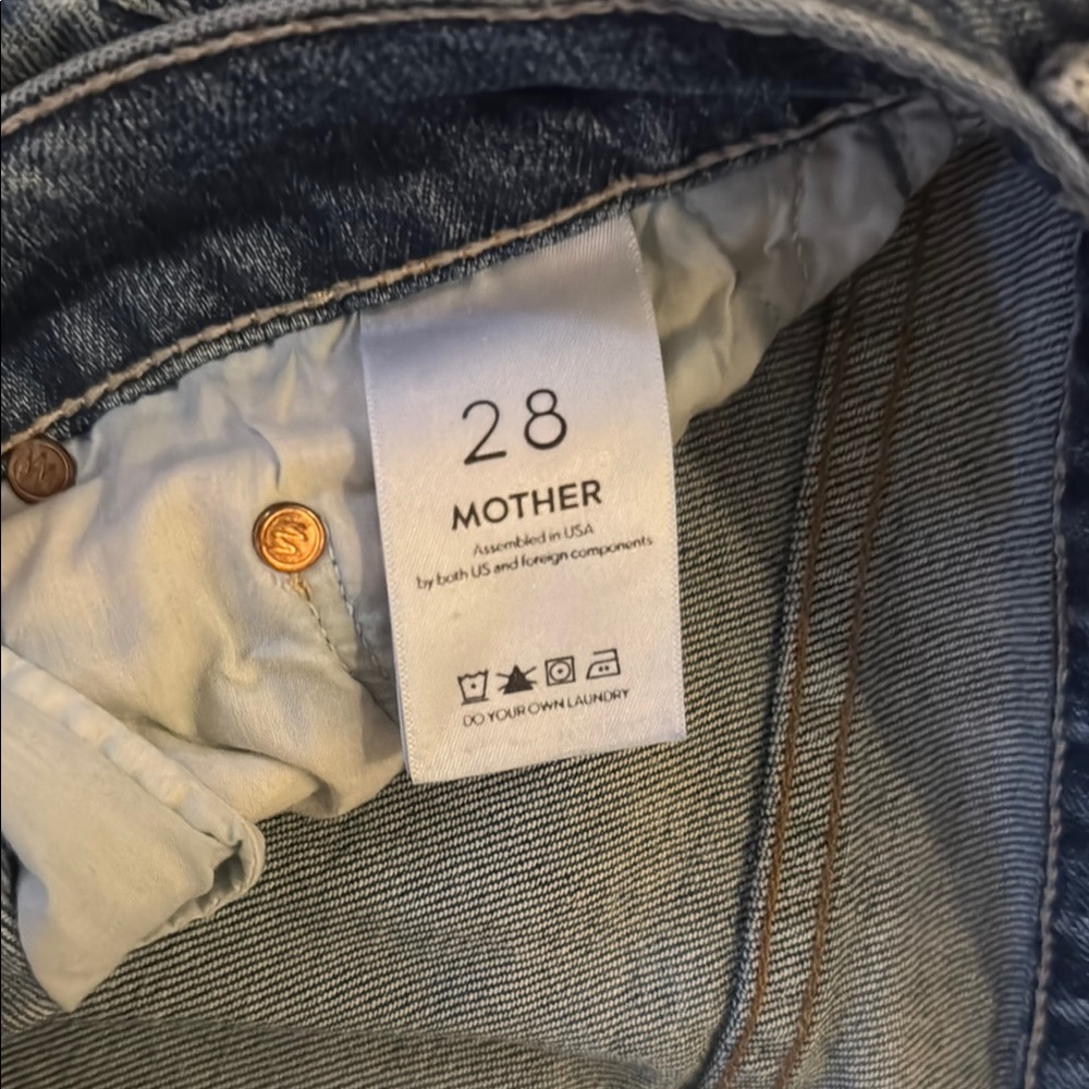 MOTHER Cropped Jeans in Distressed Blue - Picture 2 of 5